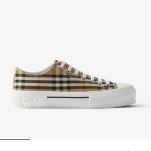 Burberry Jack Vintage Sneakers in Archive Beige